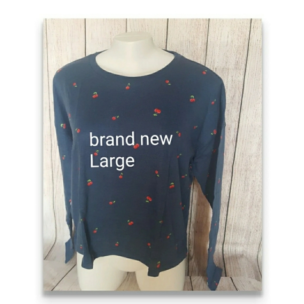 Pink longsleeve crop top
